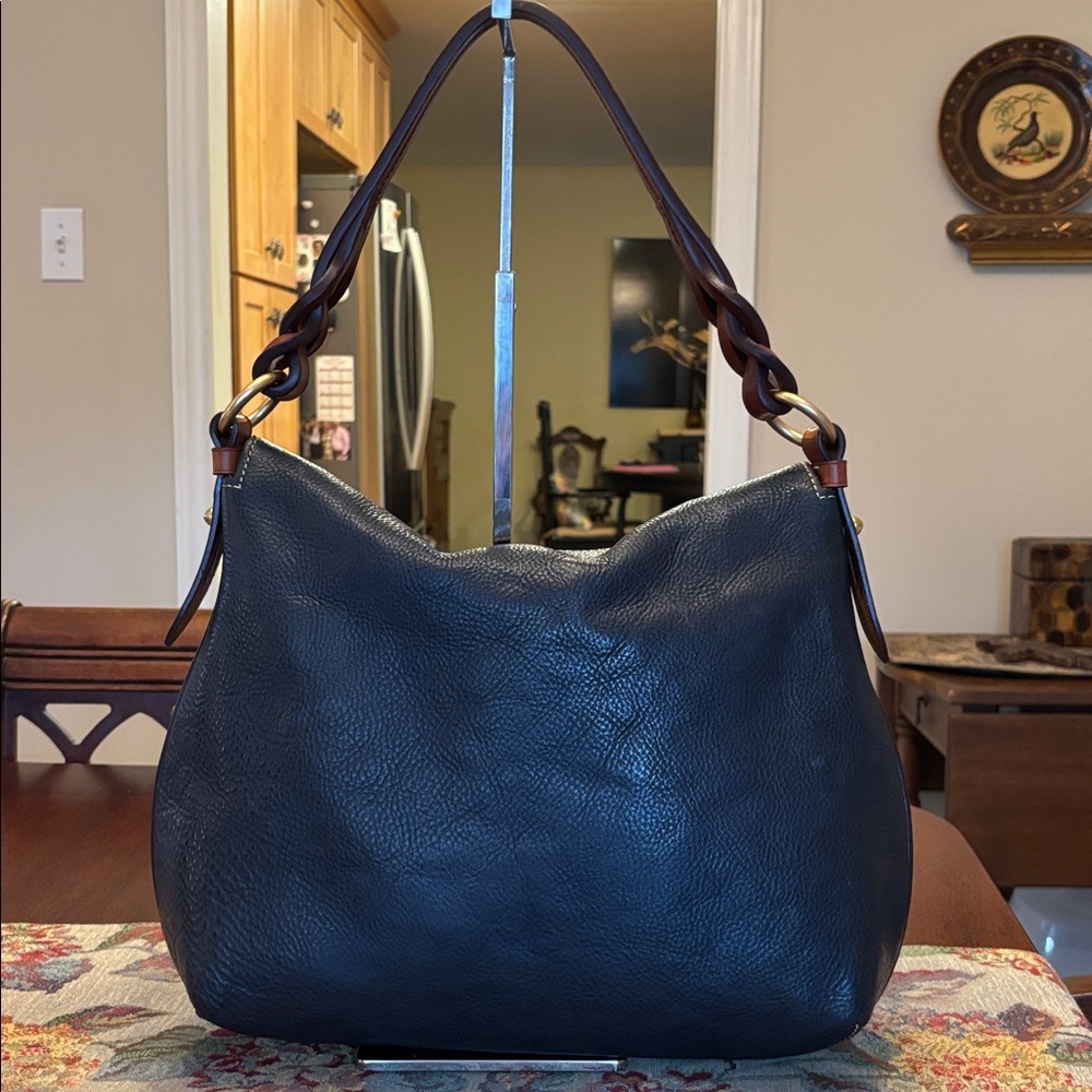 *SOLD*Dooney & Bourke Florentine Twist Strap Hobo Excellent Condition - Picture 3 of 15